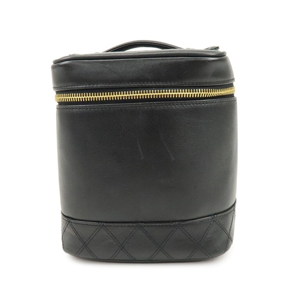 Chanel Vanity Case Lambskin Cosmetic Pouch Black